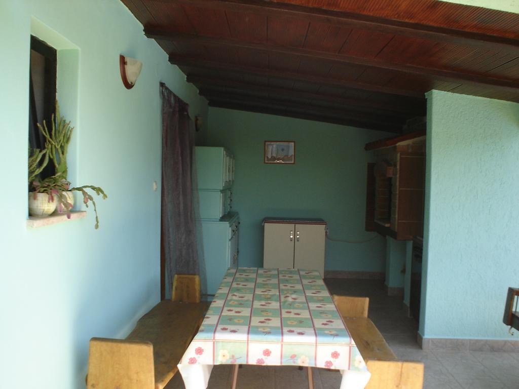 Nella Apartments Šišan Szoba fotó