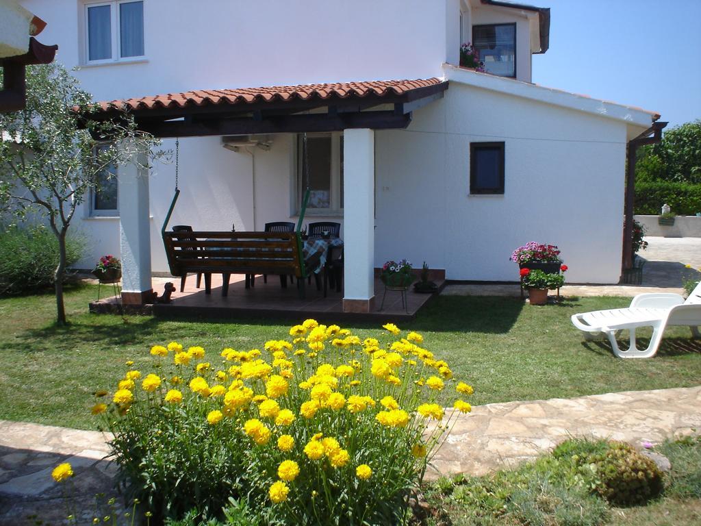 Nella Apartments Šišan Szoba fotó