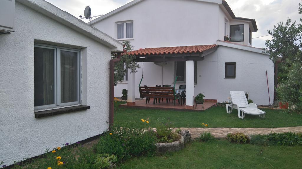 Nella Apartments Šišan Kültér fotó